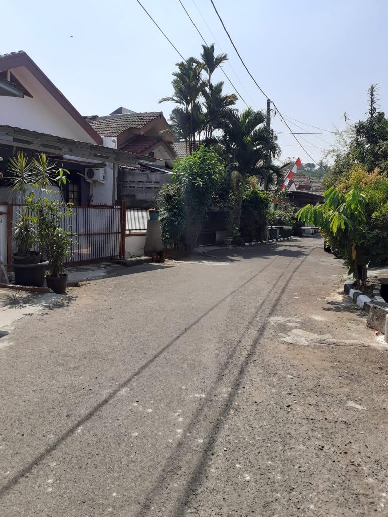 Rumah bagus di Perumahan daerah Pamulang, harga Nego - 1