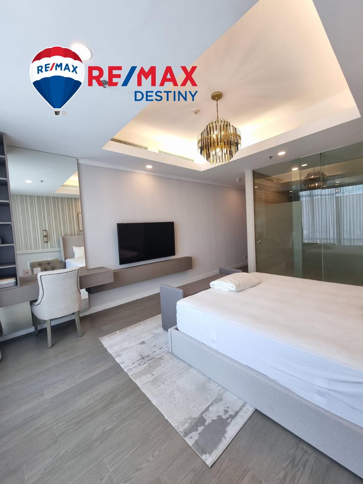 Dijual Apartemen Mewah The Kempinski unit Luas dengan 3 Bedrooms, Furnished - 3