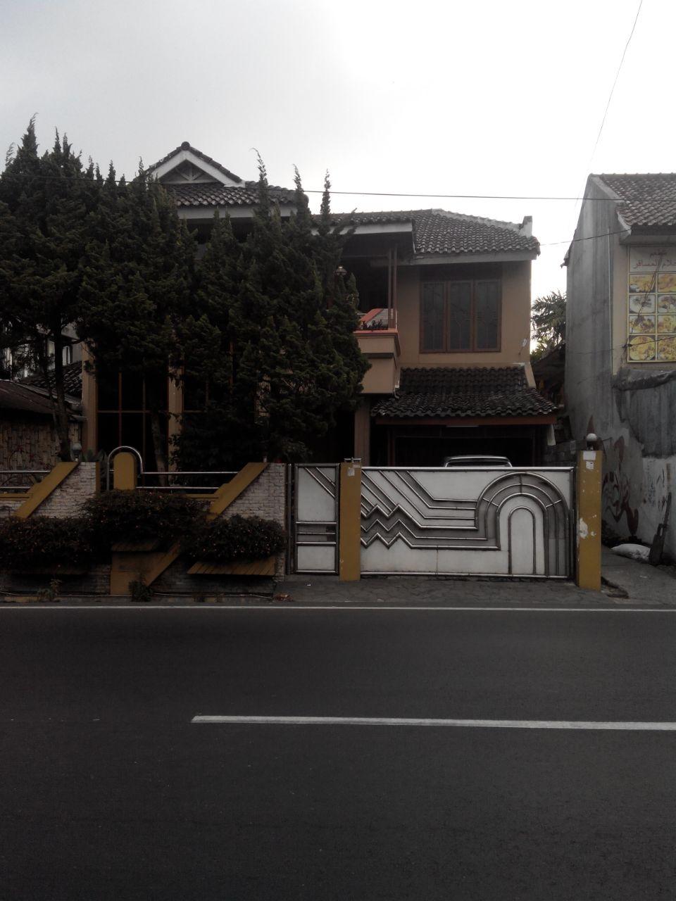 Rumah ini terletak di Cimacan Palasari Cianjur Jawa Barat, Nego - 3