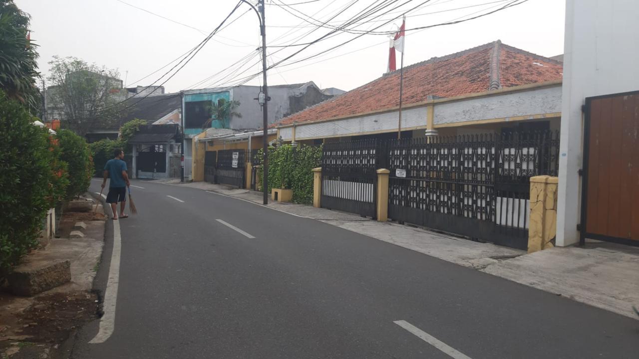 Dijual Cepat Rumah Besar & Kos Hitung Tanah Di Pulo Asem Jakarta Timur - 0