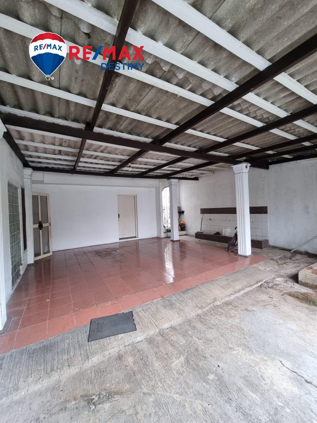 DIJUAL. Rumah location Prime Cipete,Super Strategis, berada di pusat Kuliner - 1