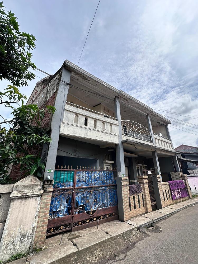 Dijual Atau Disewakan Rumah 2 Lantai di Pondok Aren, Tangerang - 0