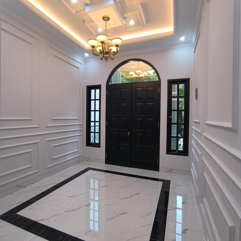 Rumah Classic 3 lantai Siap Huni di Jatipadang Harga miring - 3