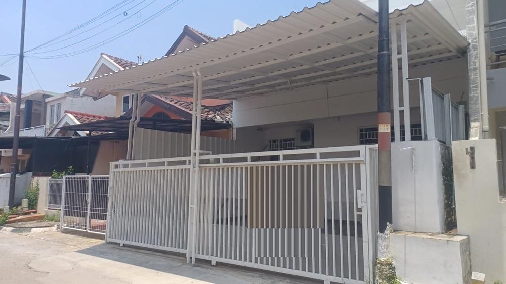 Rumah 2lt 104m type 3KT Taman modern Cakung Jakarta Timur  - 1