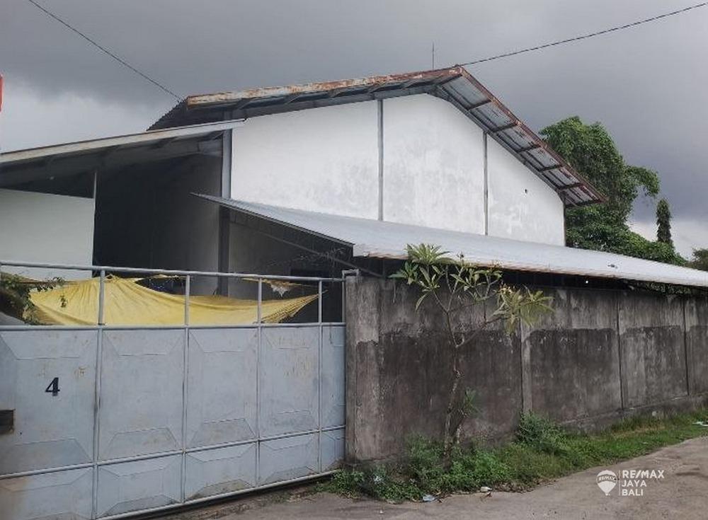 Gudang dan Mess Dijual Akses Mudah Keluar Kota, di Denpasar Barat - 2