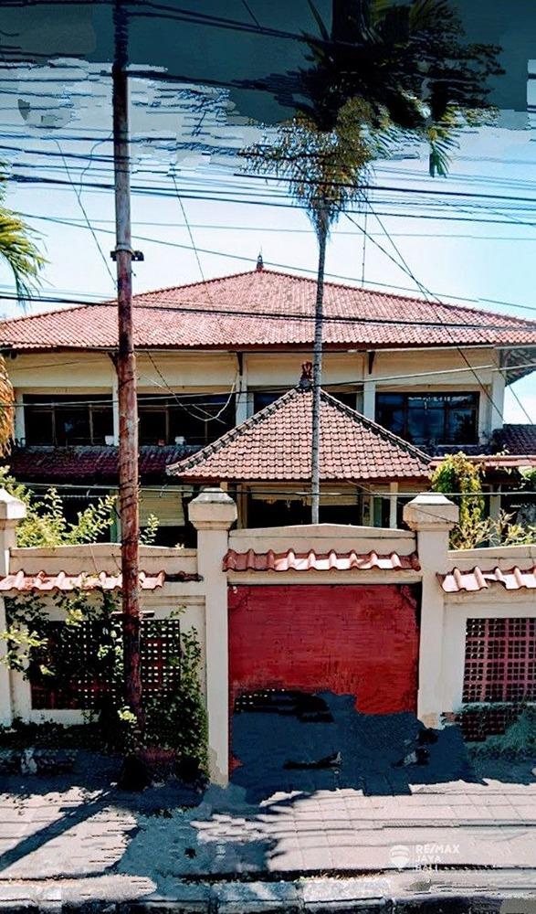 Gedung 2 Lantai Di Pinggir Jalan Disewakan, area Denpasar Selatan - 1