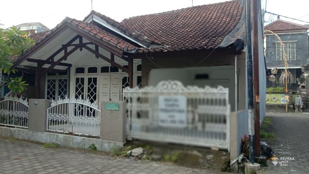 Rumah Nyaman Di Dalam Komplek Dijual, area Denpasar Selatan - 0