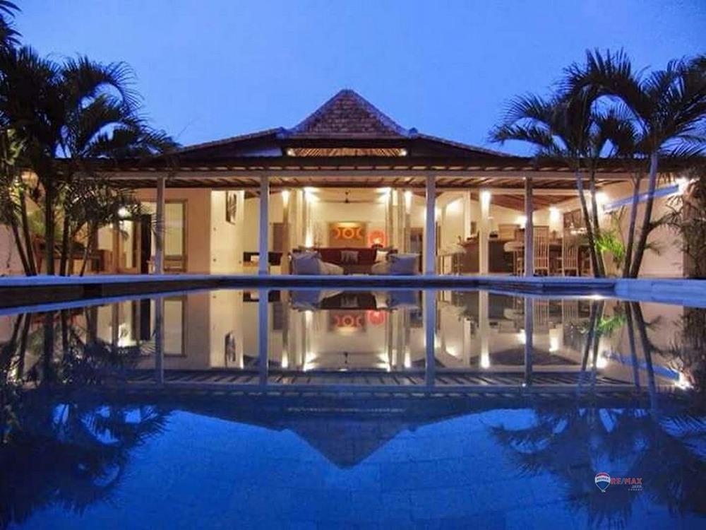 Stunning Villa for Sale, Nyanyi Beach Area - 2