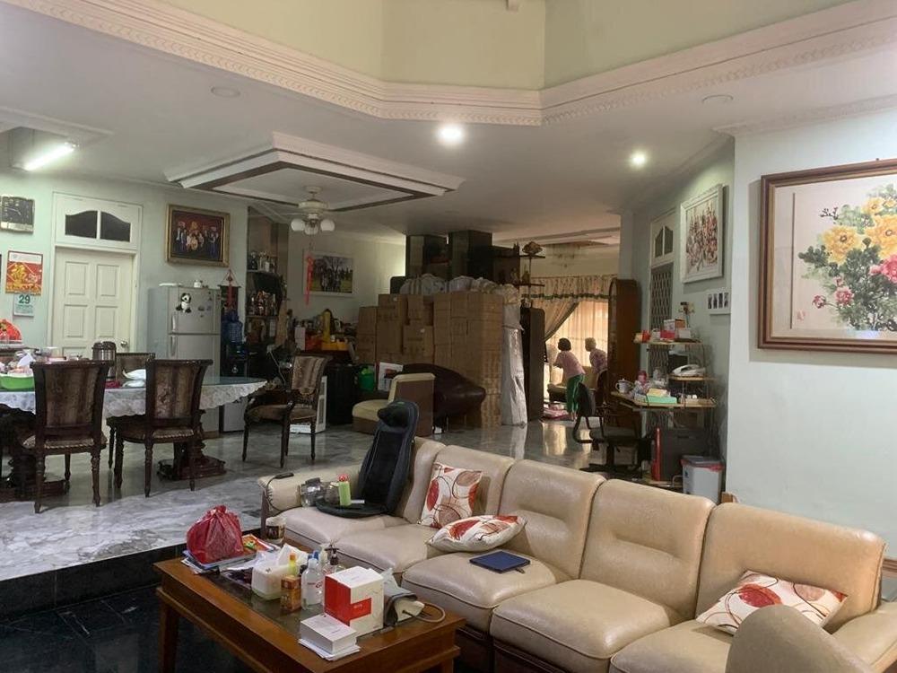 Dijual Rumah Hoek Full Furnished di Pluit Karang Manis Jakarta Utara - 2