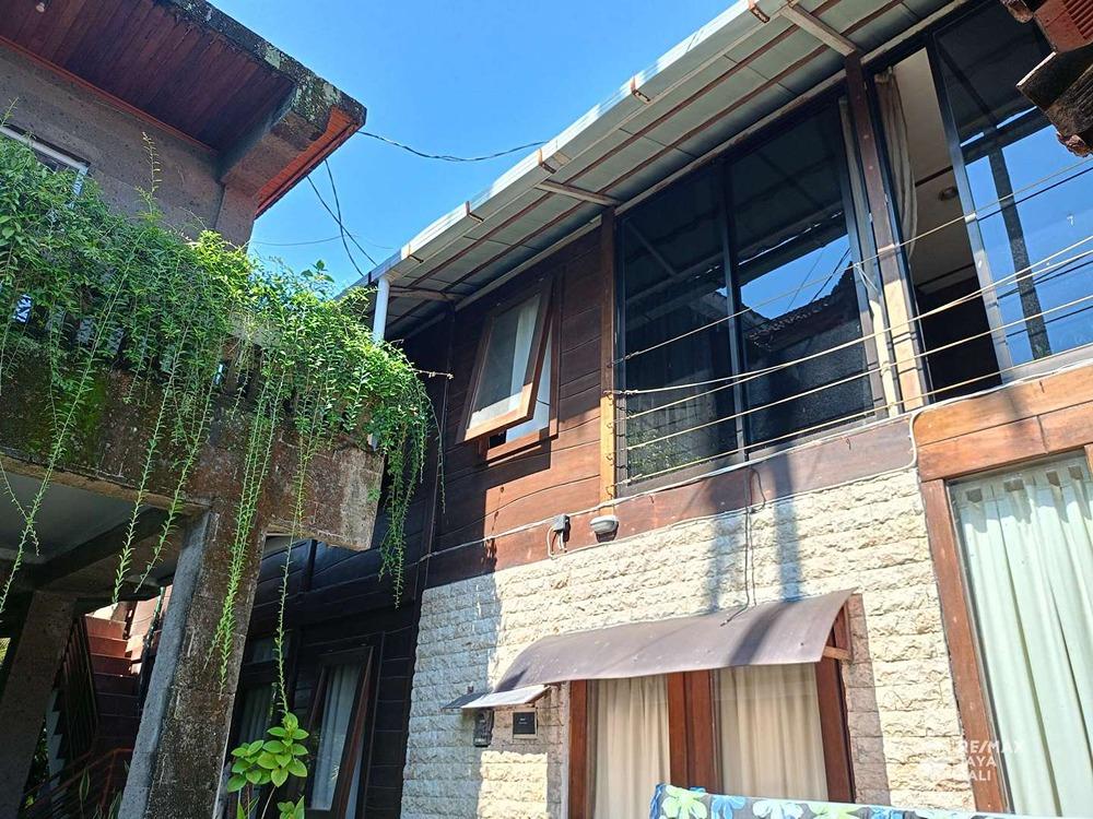 House and Homestay  in a Premium Location For Sale, Kerobokan area - 0
