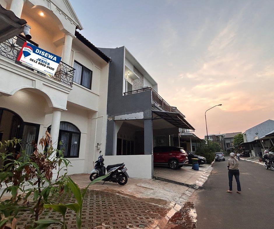Rumah Sewa 2 Lantai Graha Raya Bintaro Cluster Fedora, Tangsel - 2