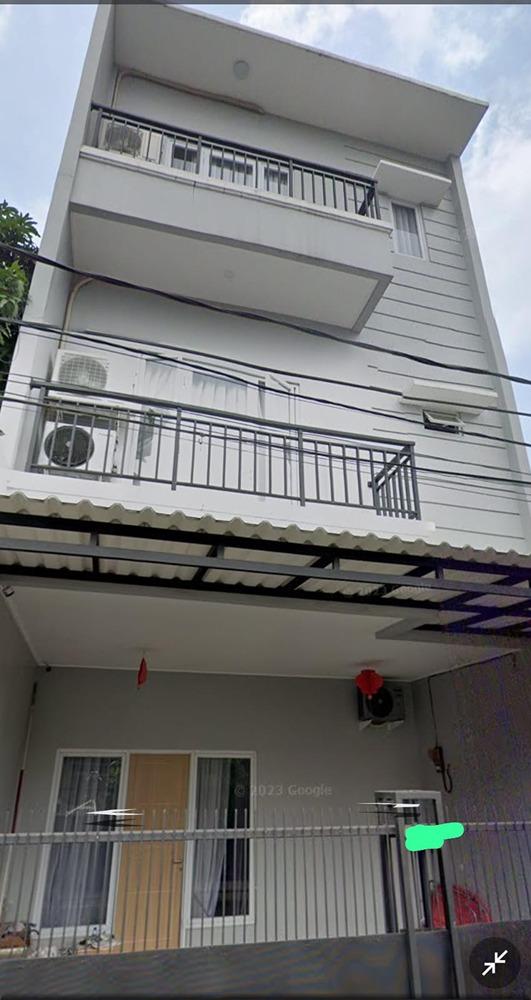 Dijual Rumah 4 Lantai Semi Furnished Nusaloka Bsd Nusaloka, Tangerang - 0