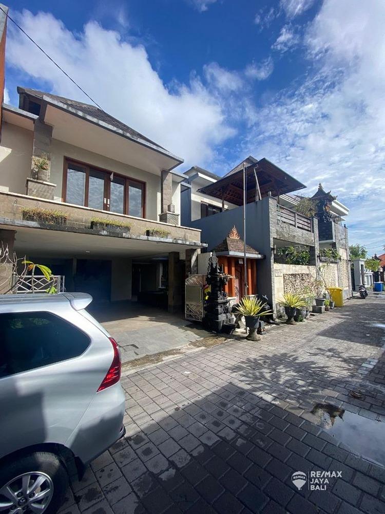 Rumah Tipe Minimalis 2 Lantai Dijual, area Denpasar Selatan - 1