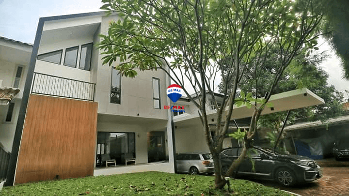 Rumah Baru Siap Huni Dalam Cluster di Jakarta Selatan - 0