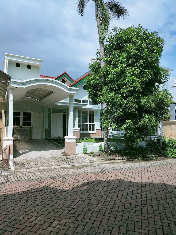 Dijual Rumah Taman Gapura Citraland Surabaya - 1