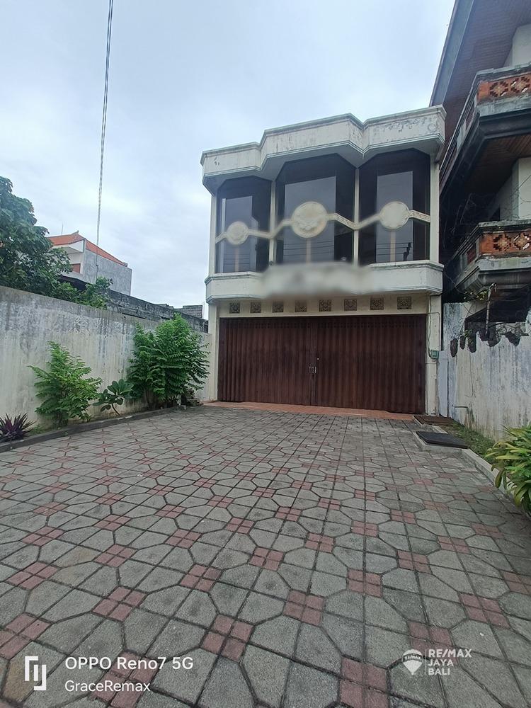 Bangunan Usaha Dijual Lokasi Jalan Utama, area Denpasar Utara - 0