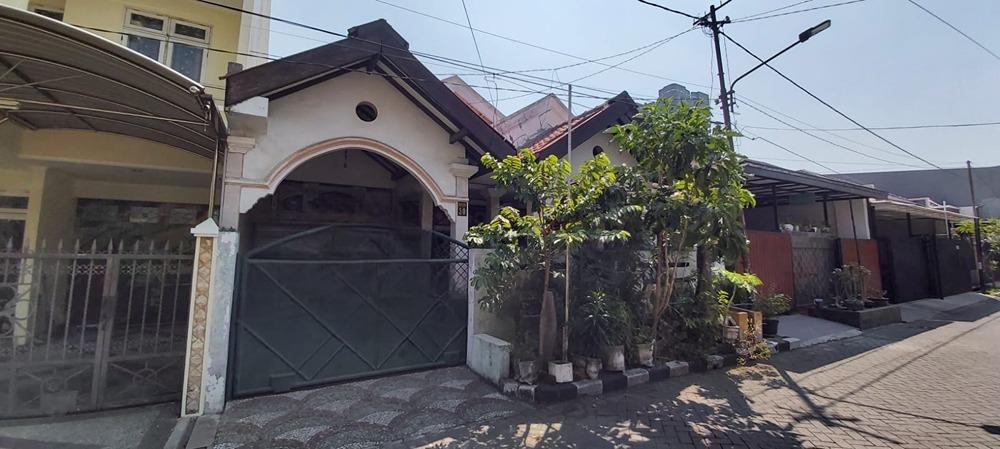 Dijual Rumah Jl Simpang Darmo Permai Selatan 1,5 Lantai - 0