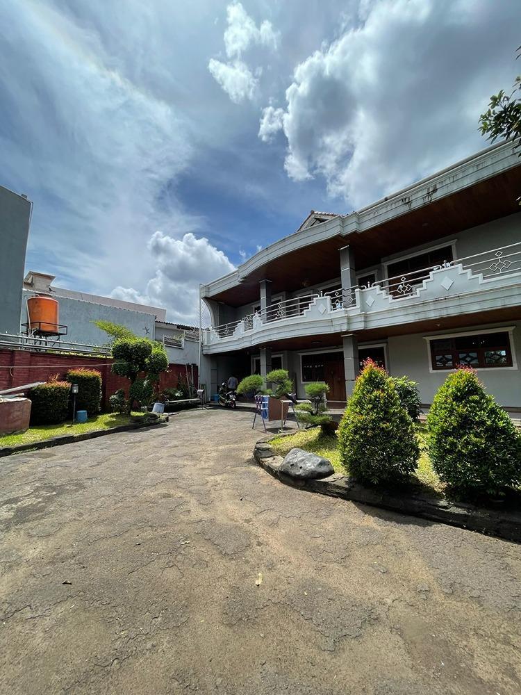 Rumah 2 Lantai Semi Furnished di Pondok Aren, Tangerang Selatan - 0