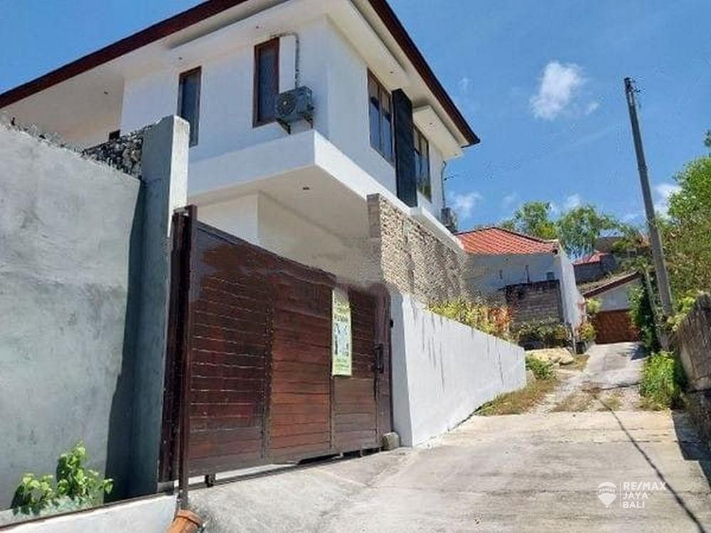 Rumah 2 Lantai Fully Furnished Dijual, area Nusa Dua - 0