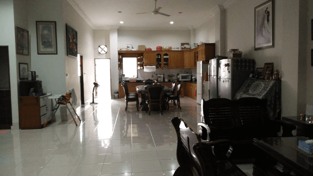 DIJUAL RUMAH 4,5 LANTAI KAWASAN KEADILAN TAMAN SARI - 2