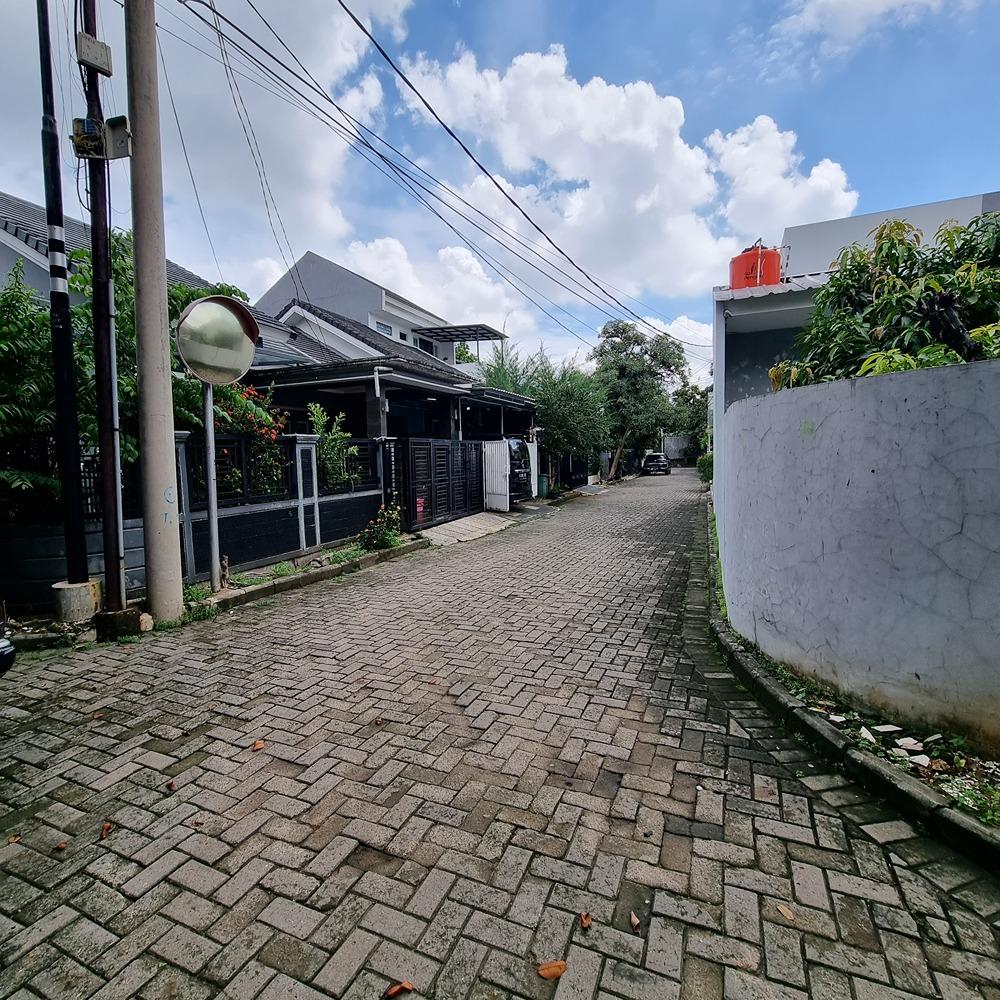 Dijual Rumah Minimalis Sudah Renovasi di Serpong Terrace, Tangerang Selatan  - 1