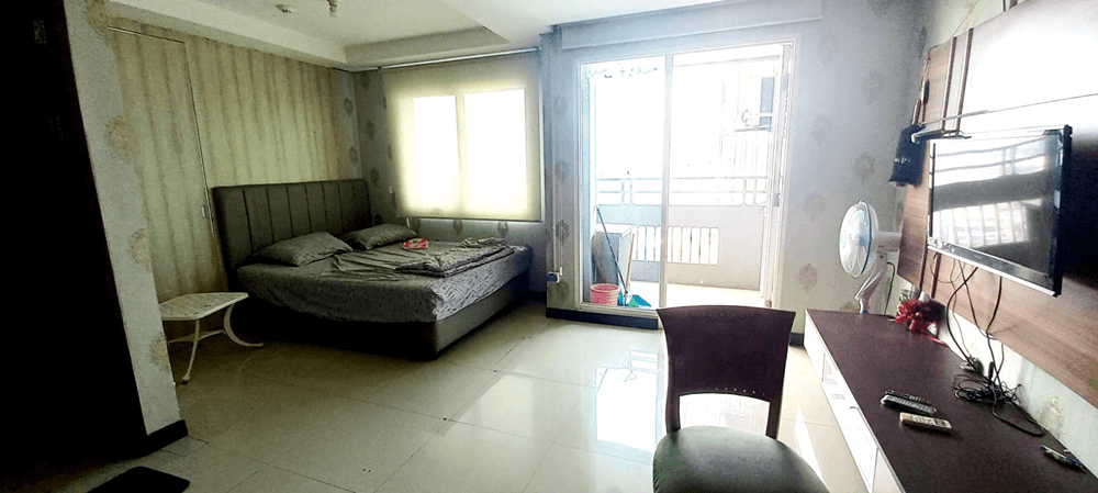 DIJUAL APARTMENT SKY TERRACE LAGOON TYPE STUDIO SEMI FURNISHED - 0