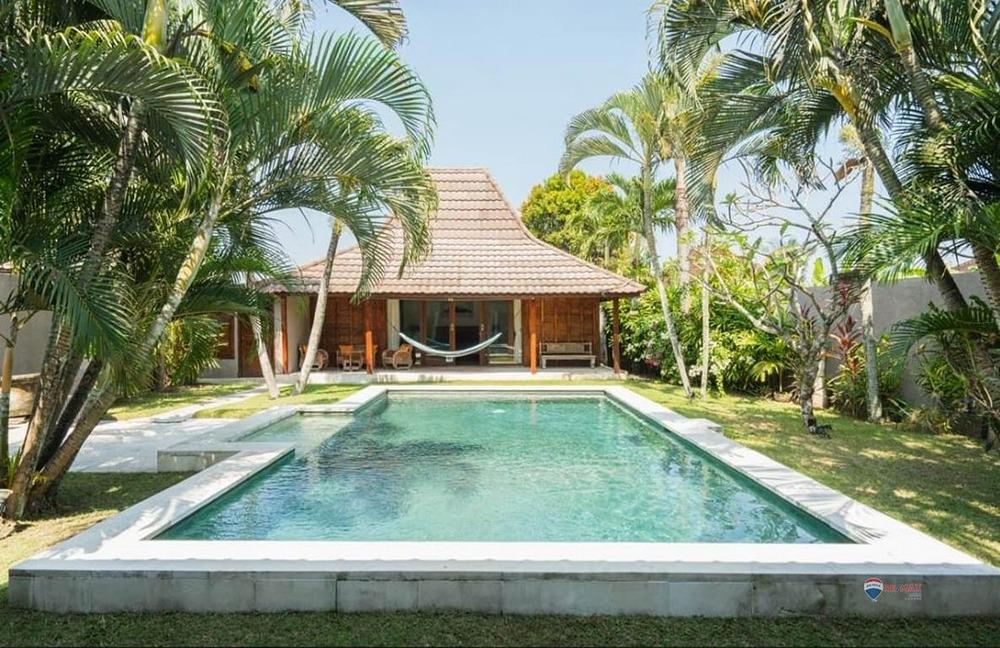 Stunning Villa for Sale, Nyanyi Beach Area - 3