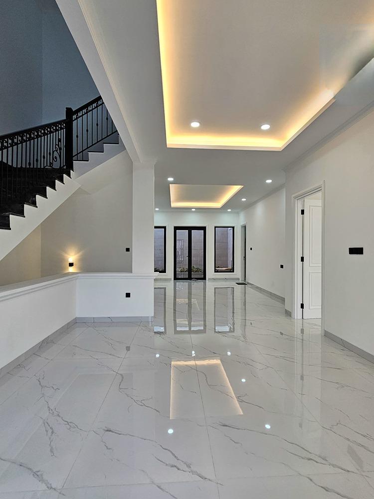 Dijual Rumah Baru Lux di Pondok Indah Siap Huni Design American Classic - 0