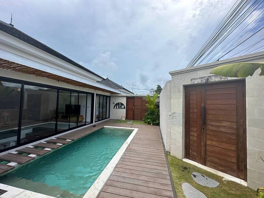 Villa for Long Term Lease of 27 Years, Canggu Area - 1