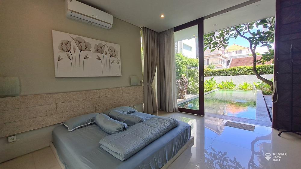 Villa Dengan Desaign Modern Dijual, area Jimbaran - 2