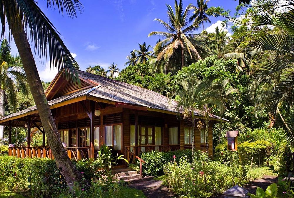 Gambar untuk artikel: Apa Itu Bungalow? Ini Bedanya dengan Villa