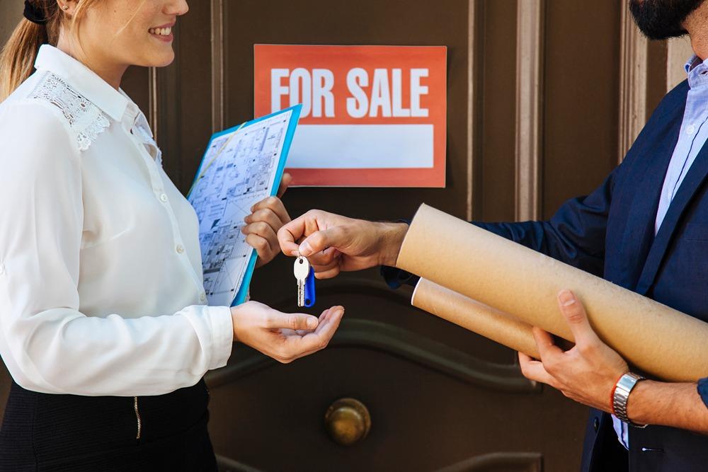 Laku Lebih Cepat, Ini 7 Cara Jual Rumah Murah Secara Online!