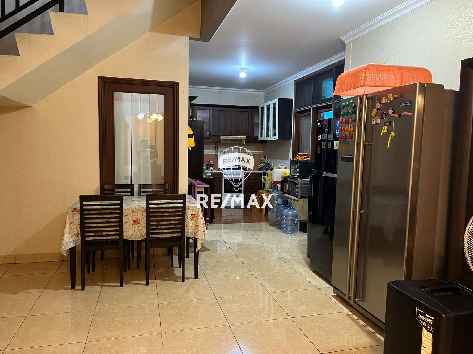 Dijual Rumah Full Furnished di Cluster Baverly Lippo Cikarang