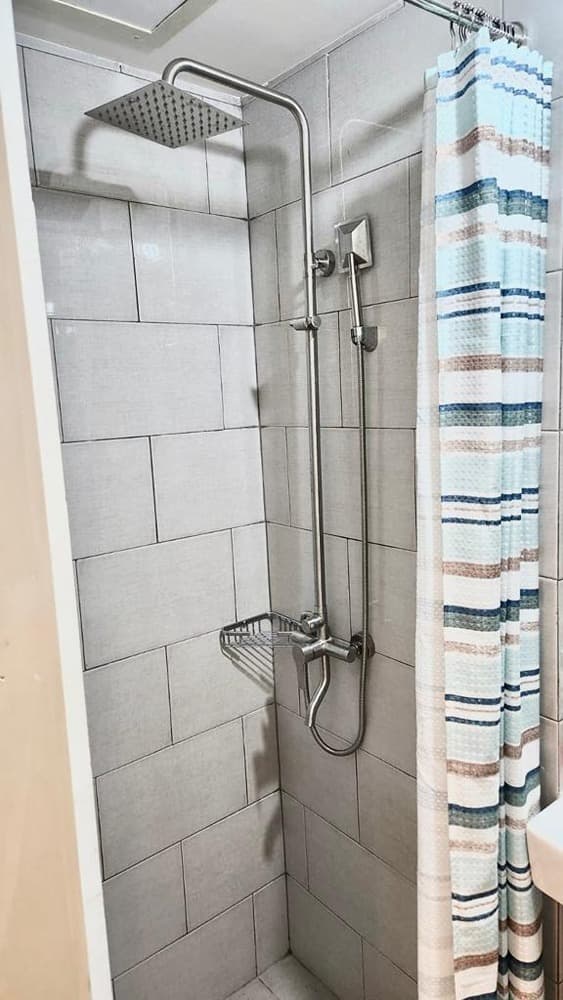 Disewakan Apartemen Amor View Pool